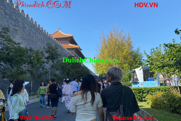 Dịch Vụ Thuê Hướng Dẫn Viên Tiếng Việt Bắc Kinh Cho Gia Đình Tự Túc 2026